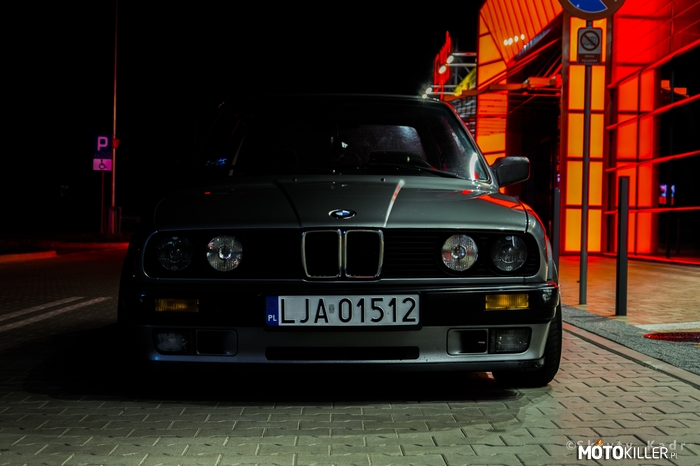 Niemiecka klasyka – Nocna sesja BMW E3.0 V8 