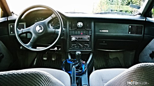 Audi 80B4 - wnętrze