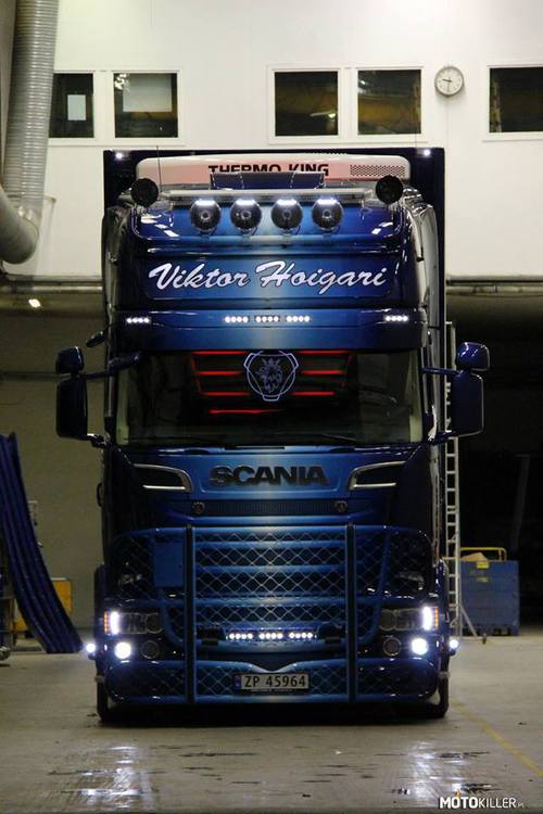 Scania R580 V8