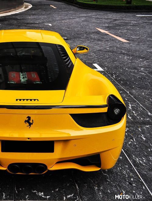 Żółte Ferrari?