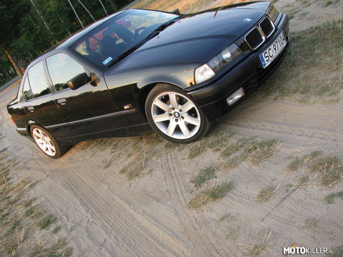 Moje Czarne seryjne BMW  E36