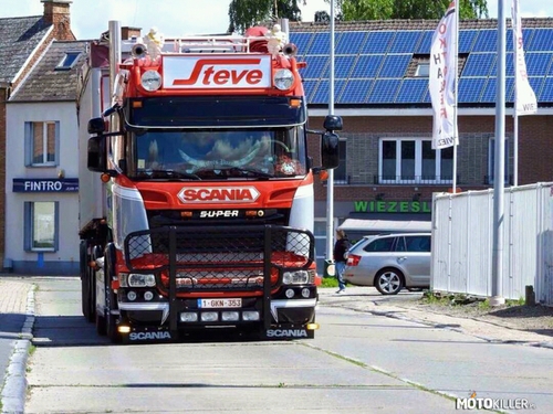 Scania S-u-p-e-r R520 V8