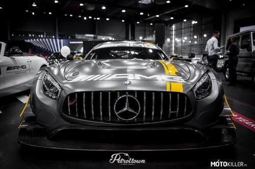 Mercedes-AMG GT3 racer