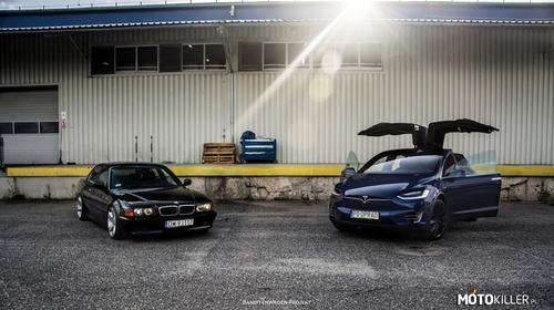 BMW E38 V8 4.4 vs. Tesla model X P90DL