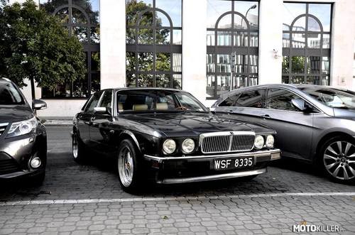 Jaguar Sovereign XJ40