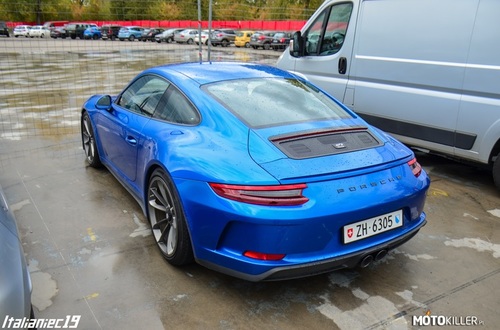 911 GT3 Touring